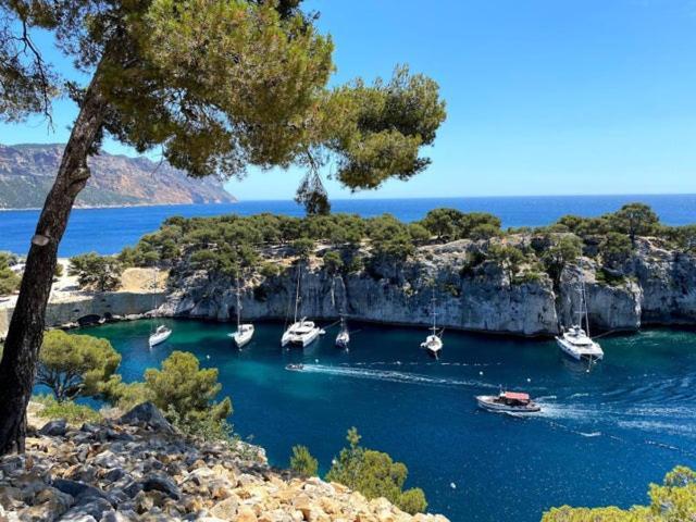 Jardin Prive Ds Le Centre De Cassis - Parking - Plage A 500M Exterior photo